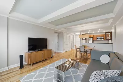 225 Stanley Avenue #313, Mamaroneck, NY 10543 - Photo 5