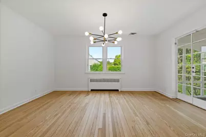 23 Lakeview Road, New Rochelle, NY 10804 - Photo 7