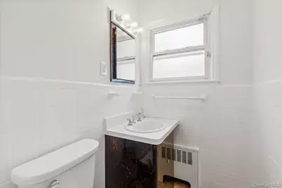 23 Lakeview Road, New Rochelle, NY 10804 - Photo 19