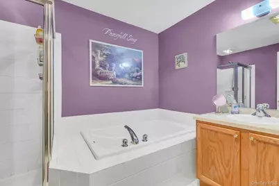 13 Cranberry Circle, Medford, NY 11763 - Photo 23