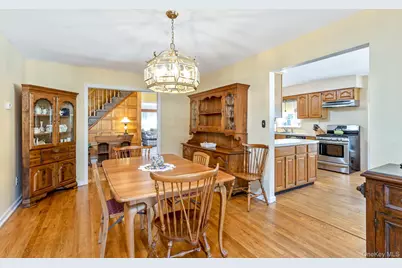 7 Lake Lane, Lake Grove, NY 11755 - Photo 7