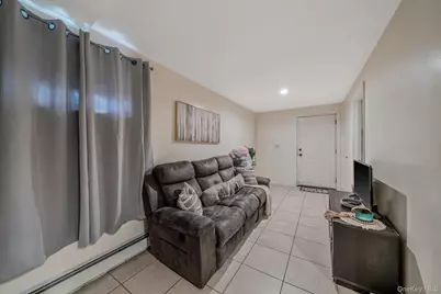 22032 147th Avenue, Springfield Gardens, NY 11413 - Photo 27