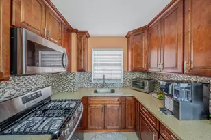 220-32 147th Ave, Springfield Gardens, NY 11413 - Photo 15