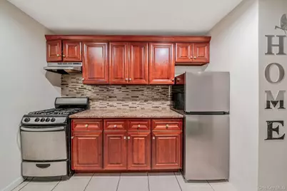 22032 147th Avenue, Springfield Gardens, NY 11413 - Photo 31