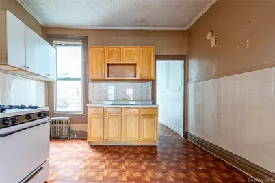 823 40th Street, Brooklyn, NY 11232 - Photo 21