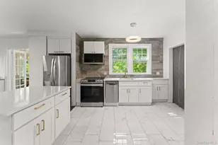 19 Bon Air Ave, New Rochelle, NY 10804 - Photo 9