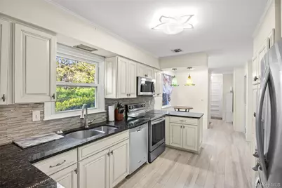 15 Oxbow Road, Patchogue, NY 11772 - Photo 21
