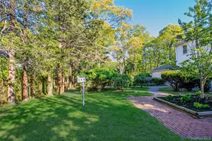 15 Oxbow Rd, Patchogue, NY 11772 - Photo 15