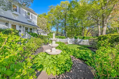 15 Oxbow Road, Patchogue, NY 11772 - Photo 3