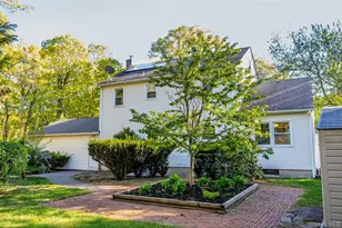 15 Oxbow Rd, Patchogue, NY 11772 - Photo 7