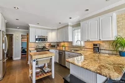 746 W Bay Drive, Long Beach, NY 11561 - Photo 13