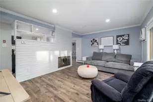 10 Rural Ln, Levittown, NY 11756 - Photo 11