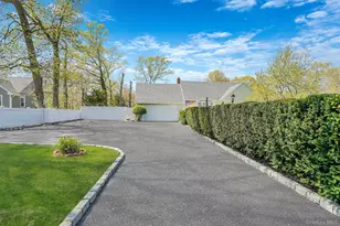 1989 William Floyd Pkwy, Ridge, NY 11961 - Photo 3
