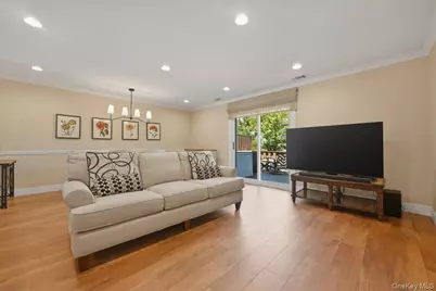 100 Daly Boulevard #2110, Oceanside, NY 11572 - Photo 9