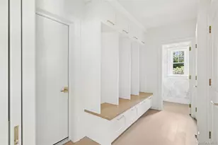 8 Club Rd, Sea Cliff, NY 11579 - Photo 13