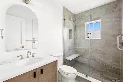 8 Club Road, Sea Cliff, NY 11579 - Photo 19