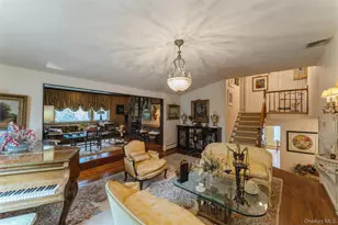 84 Nottingham Rd, Manhasset Hills, NY 11040 - Photo 9