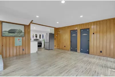 85 Woodland Drive, Mastic Beach, NY 11951 - Photo 5