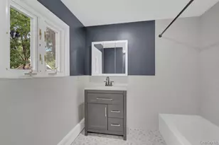 85 Woodland Dr, Mastic Beach, NY 11951 - Photo 7
