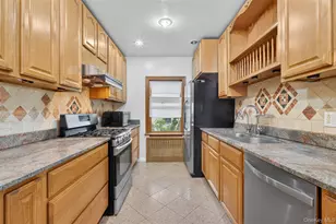 260 Shoreward Dr, Great Neck, NY 11021 - Photo 11