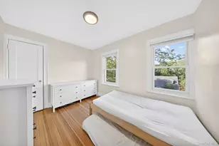 260 Shoreward Dr, Great Neck, NY 11021 - Photo 15