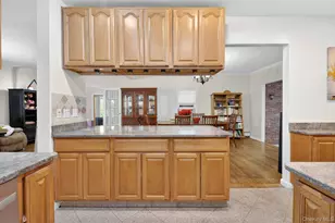 260 Shoreward Dr, Great Neck, NY 11021 - Photo 9
