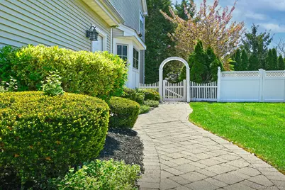 1 Dylan Place, Melville, NY 11747 - Photo 35