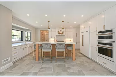 1 Dylan Place, Melville, NY 11747 - Photo 9