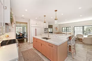 1 Dylan Pl, Melville, NY 11747 - Photo 11