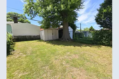 4520 217th Street, Bayside, NY 11361 - Photo 25