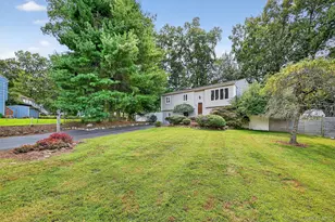731 Manette Ln, Valley Cottage, NY 10989 - Photo 5