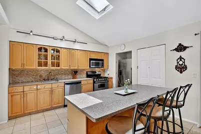 731 Manette Lane, Valley Cottage, NY 10989 - Photo 11