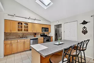 731 Manette Ln, Valley Cottage, NY 10989 - Photo 11
