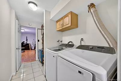731 Manette Lane, Valley Cottage, NY 10989 - Photo 39