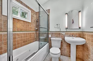 731 Manette Ln, Valley Cottage, NY 10989 - Photo 23