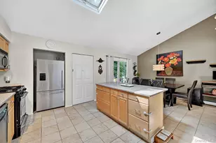 731 Manette Ln, Valley Cottage, NY 10989 - Photo 15