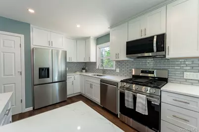 22 Oriole Drive, Poughkeepsie, NY 12601 - Photo 13