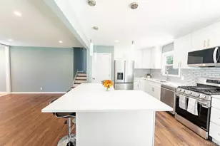 22 Oriole Dr, Poughkeepsie, NY 12601 - Photo 9