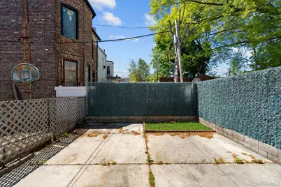 60 Richmond Street, Brooklyn, NY 11208 - Photo 11