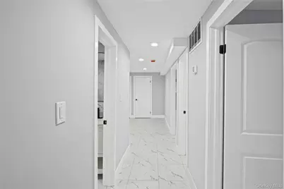 66 4th Avenue, Westbury, NY 11590 - Photo 19
