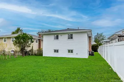 66 4th Avenue, Westbury, NY 11590 - Photo 29