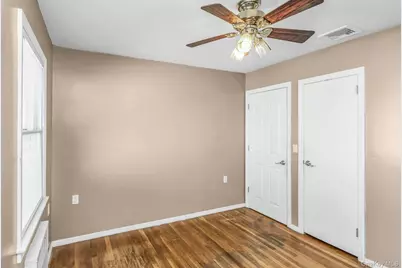 22 Leuce Place, Glen Cove, NY 11542 - Photo 13
