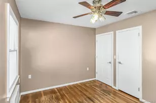 22 Leuce Pl, Glen Cove, NY 11542 - Photo 13