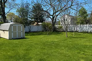 370 Washington Ave, Patchogue, NY 11772 - Photo 33