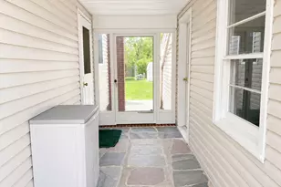 370 Washington Ave, Patchogue, NY 11772 - Photo 25