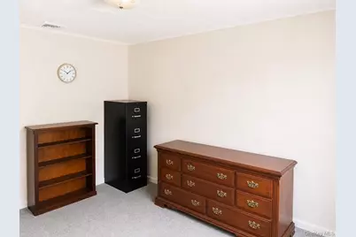 370 Washington Avenue, Patchogue, NY 11772 - Photo 9