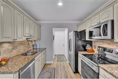 19 Delaware Court, Coram, NY 11727 - Photo 15