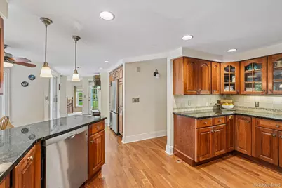 54 Hillside Avenue, Mount Kisco, NY 10549 - Photo 11