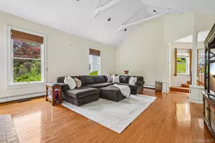 54 Hillside Ave, Mount Kisco, NY 10549 - Photo 17