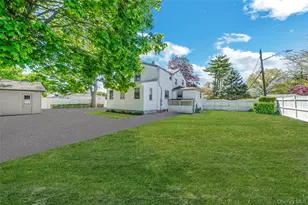 37 Grant Ave, Brentwood, NY 11717 - Photo 7